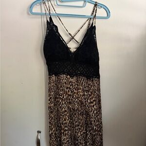 LA MIEL Black and Leopard Print Mini Dress